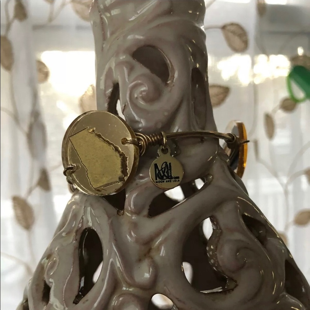 Moon and Lola Georgia bracelet